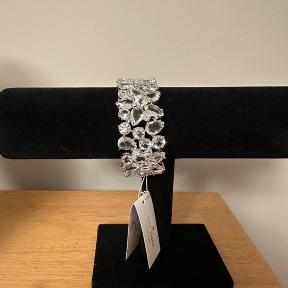 NWT Kate Spade Boathouse Crystal Cuff / Bracelet - Picture 2 of 8